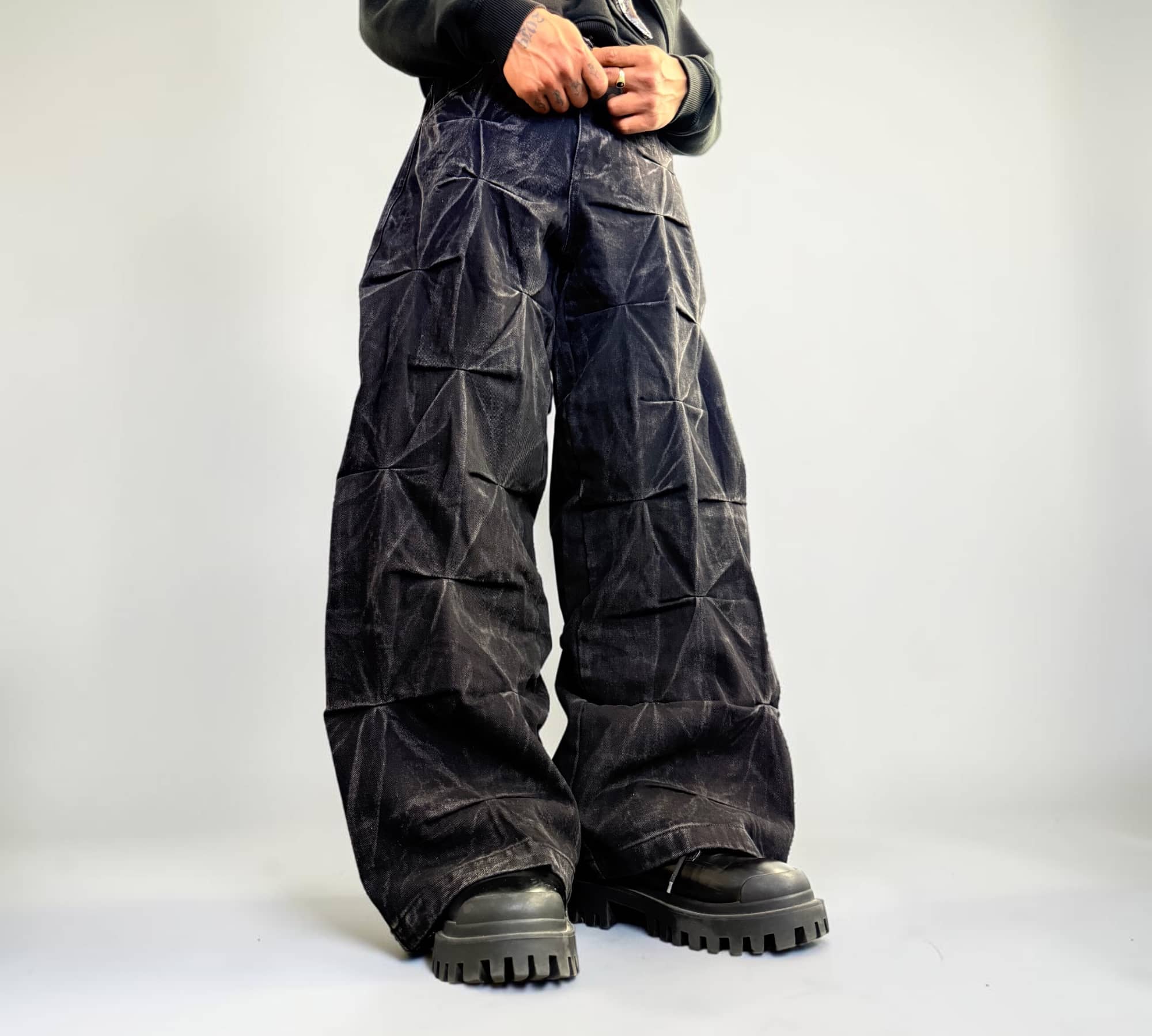 Jean washed black denim